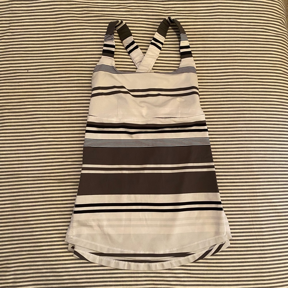 Lululemon tank top